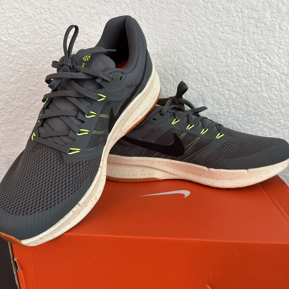 Nike Run Swift 3 Running Shoes Iron Gray/Black Orange Mens Size 12